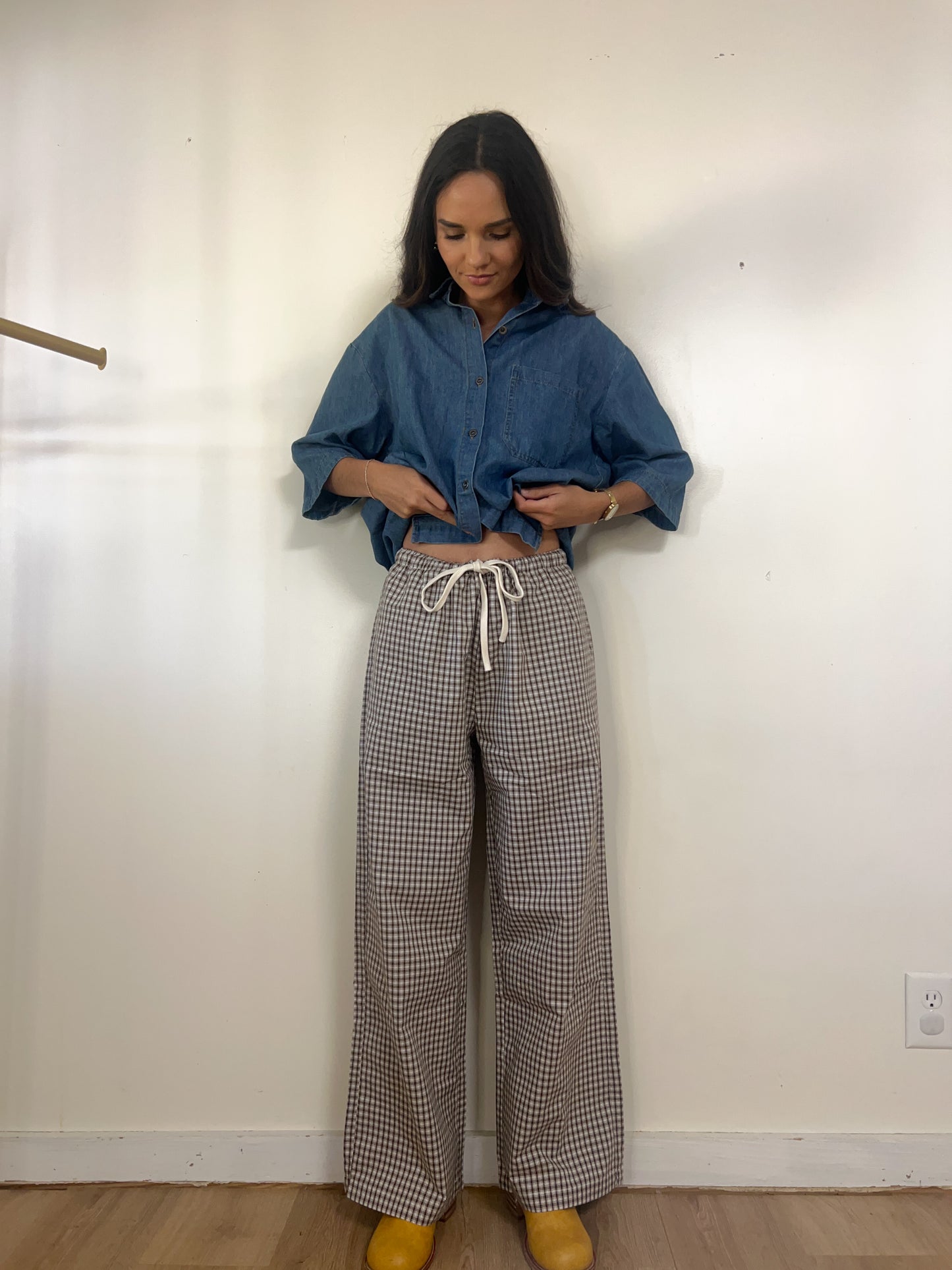 Loose fit adjustable tie front pants