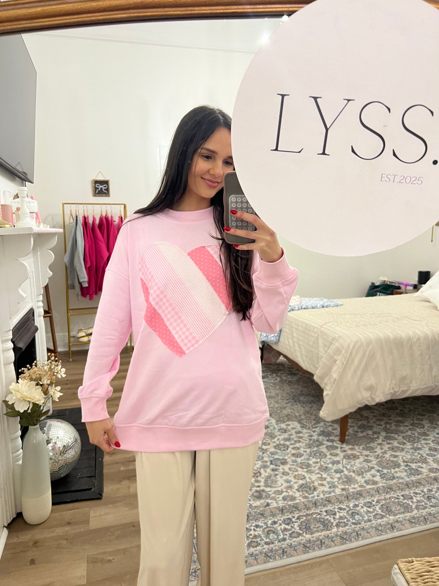 Valentines heart patched crewneck oversized