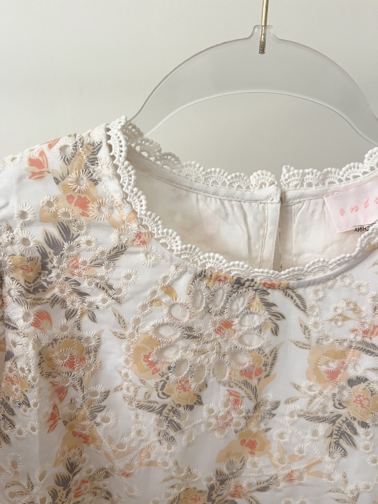 Floral print puff sleeve blouse