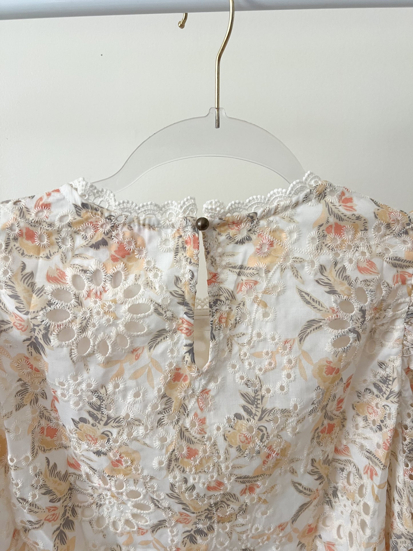 Floral print puff sleeve blouse