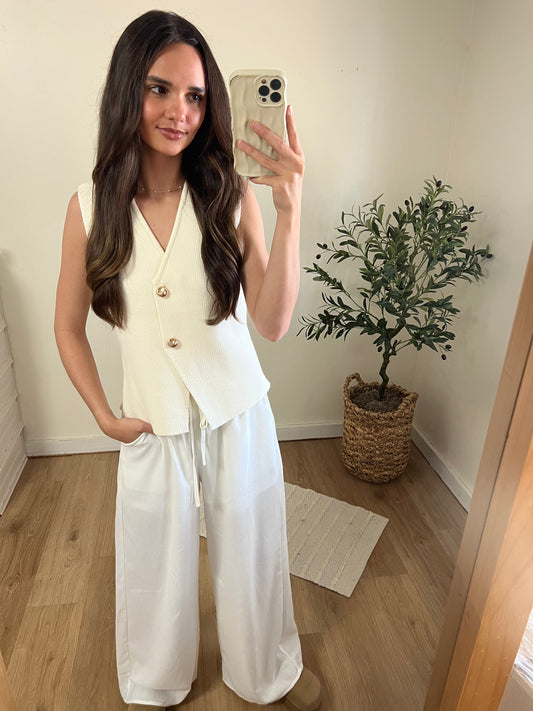 Sleeveless Knit Sweater Vest